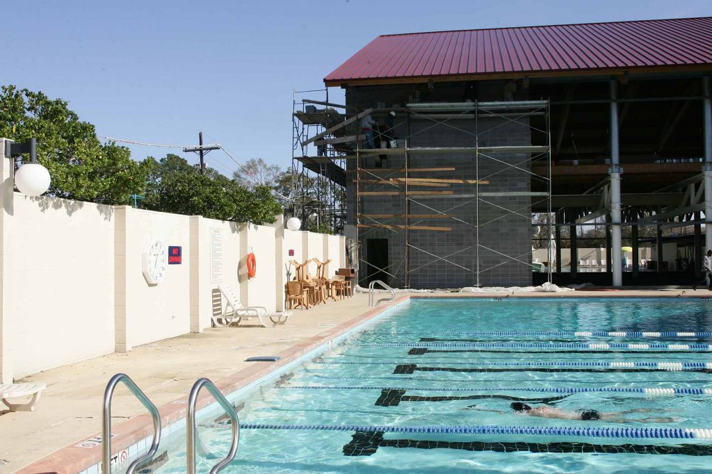 2005 construction of indoor pools and group fitness facilities at Red's in Lafayette, LA.