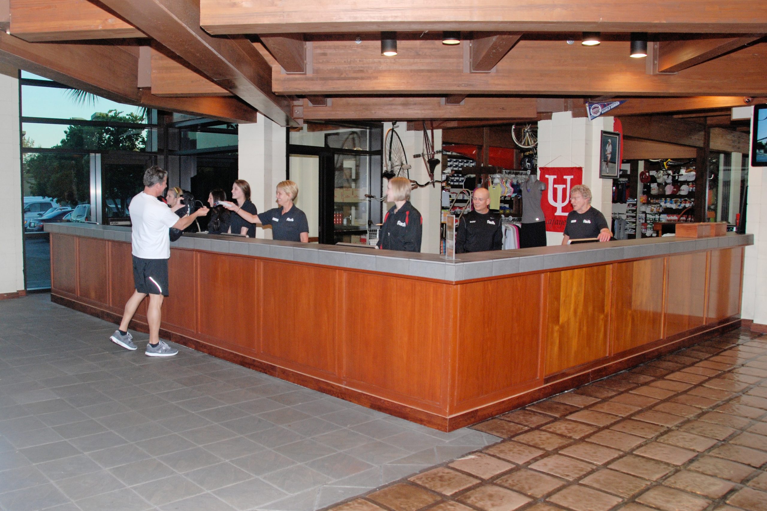 Front Desk at Red's in Lafayette, La