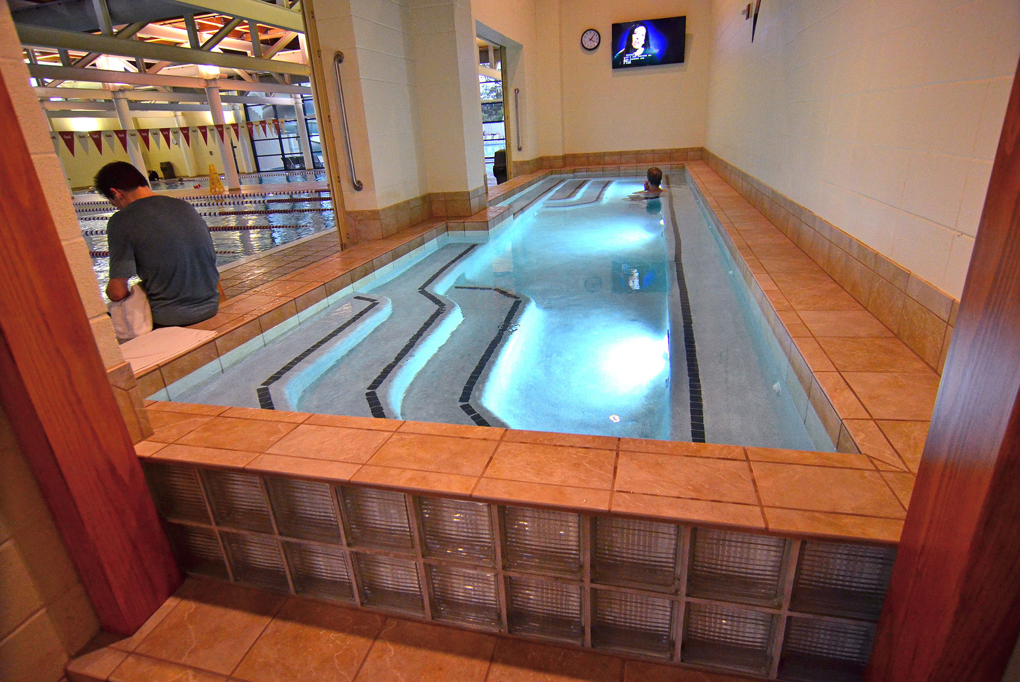 30 foot cold plunge in Red's Health Club in Lafayette, LA