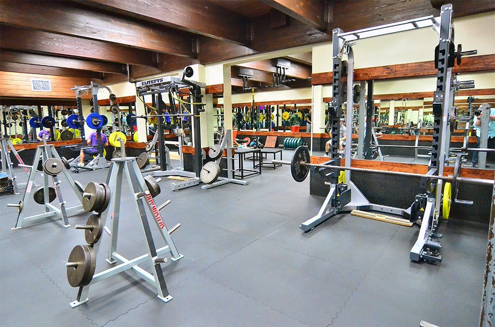 Co-ed free weights and equipment fitness workout gym at Red's in Lafayette, LA.